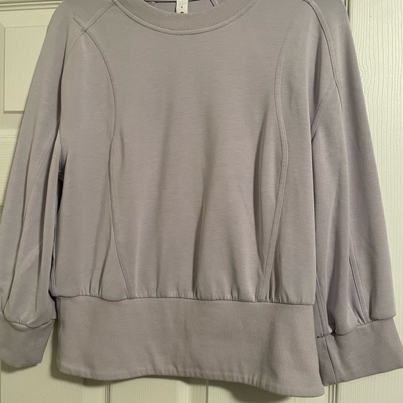 NWT Lululemon Softstreme Ribbed Hem Pullover Size 8 - Picture 3 of 6